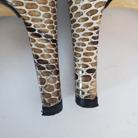 Stuart Weitzman Patent Pump Snake Print Neutral Size 6 - Picture 7 of 16